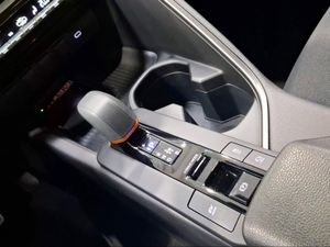 Toyota C-HR 1.8 140H Advance Plus Skyview  - Foto 24