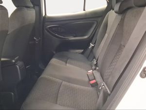 Toyota Yaris Cross 1.5 120H Active Tech  - Foto 8