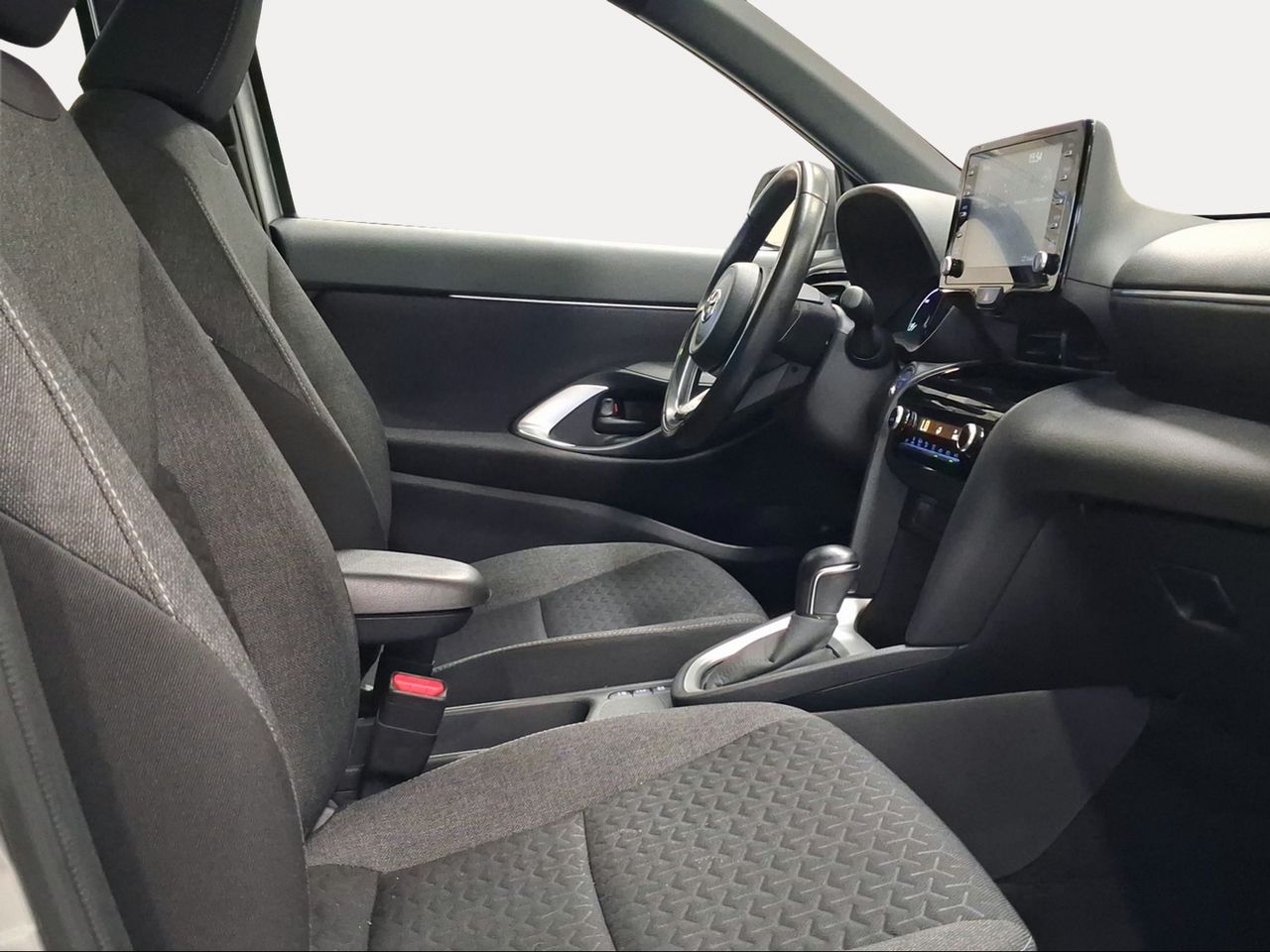 Toyota Yaris Cross 1.5 120H Active Tech  - Foto 7