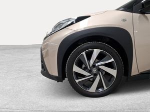 Toyota Aygo X Cross 1.0 VVT-I 72CV Chic CVT  - Foto 17