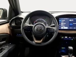 Toyota Aygo X Cross 1.0 VVT-I 72CV Chic CVT  - Foto 10