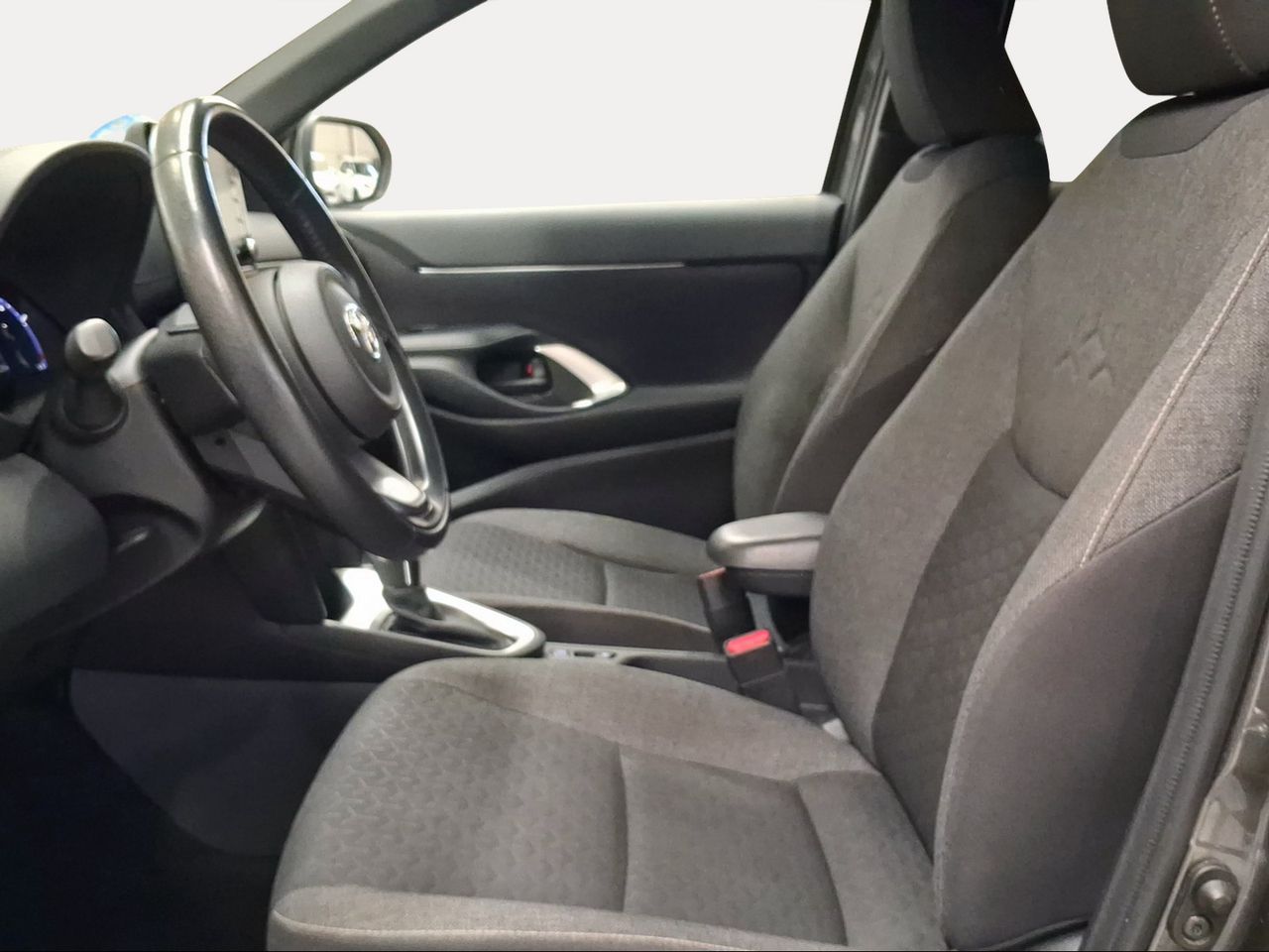 Toyota Yaris Cross 1.5 120H Active Tech Pack Confort  - Foto 13