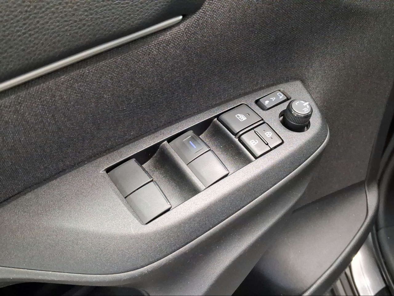 Toyota Yaris Cross 1.5 120H Active Tech Pack Confort  - Foto 23