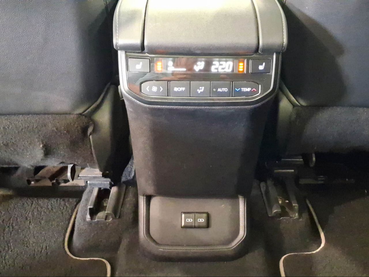 Toyota Highlander 2.5 Luxury P. Metalizada 4WD  - Foto 31