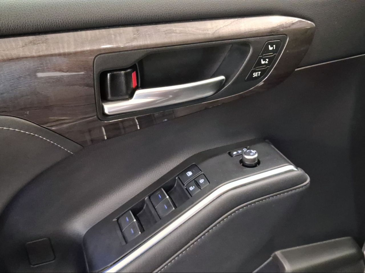 Toyota Highlander 2.5 Luxury P. Metalizada 4WD  - Foto 28
