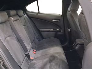 Lexus UX 2.0 250h Premium 2WD  - Foto 8