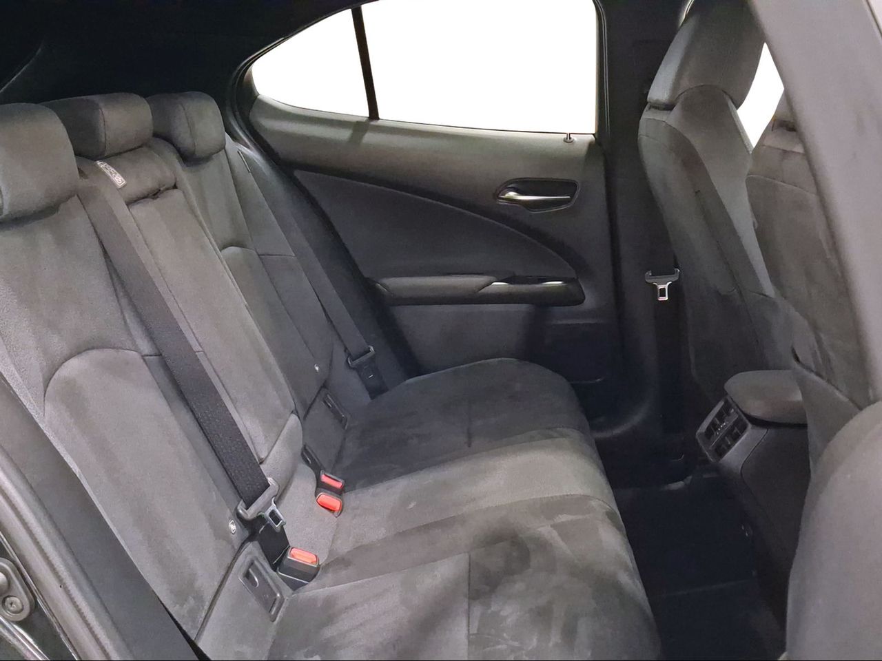 Lexus UX 2.0 250h Premium 2WD  - Foto 8