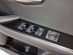 Lexus UX 2.0 250h Premium 2WD  - Foto 18