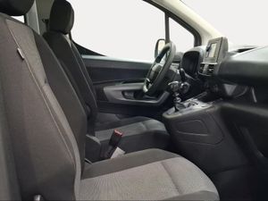 Toyota Proace City Verso Combi GX L1 1PL 1.5D 100CV 6MT  - Foto 7