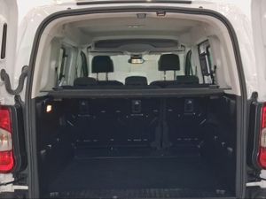 Toyota Proace City Verso Combi GX L1 1PL 1.5D 100CV 6MT  - Foto 11