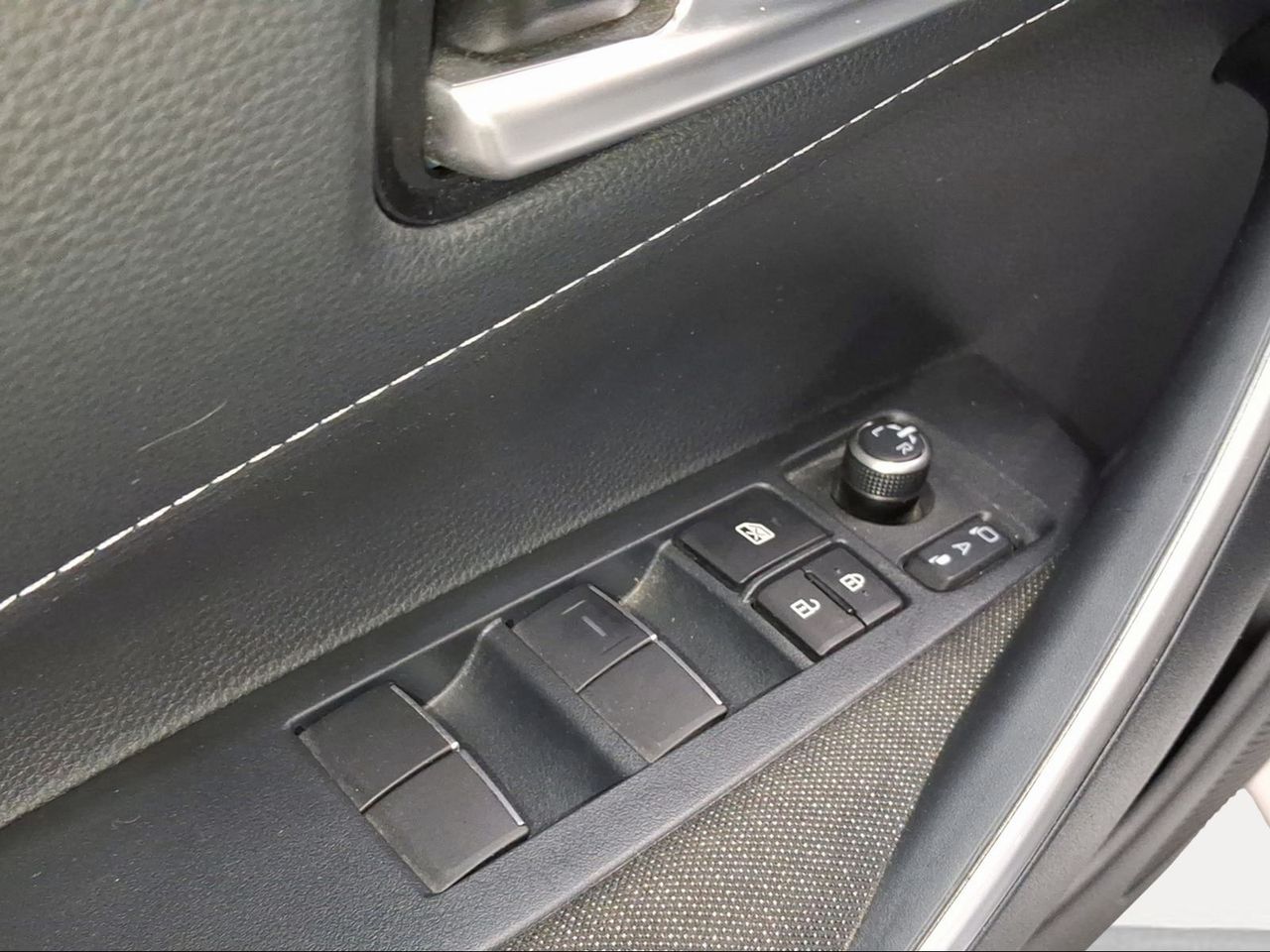 Toyota Corolla 140H Active Plus Touring Sport  - Foto 21