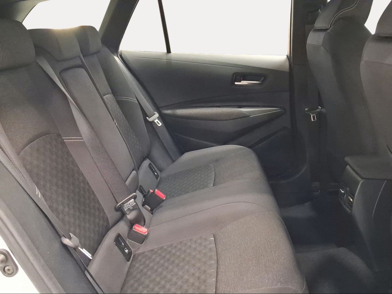 Toyota Corolla 140H Active Plus Touring Sport  - Foto 12