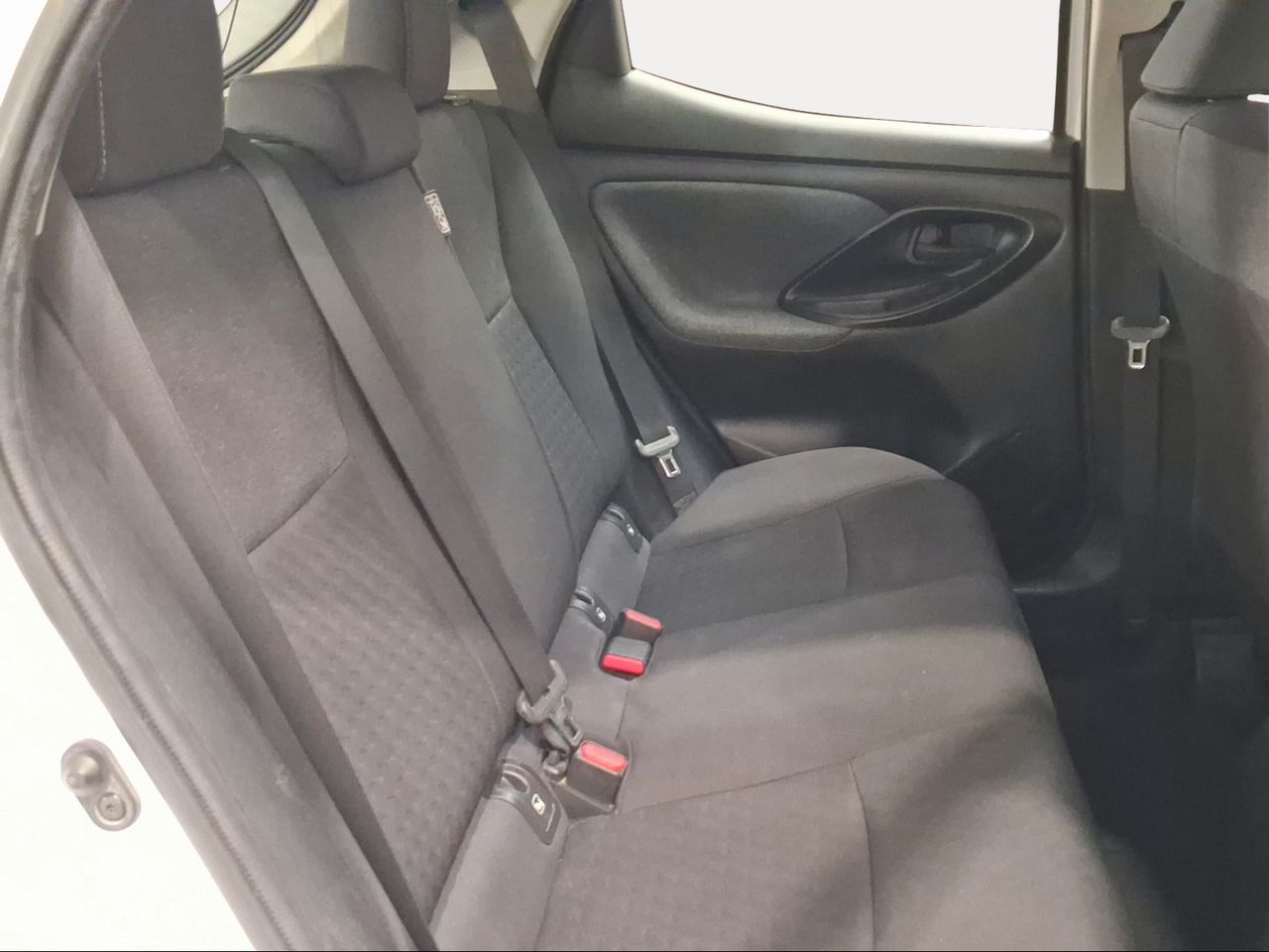 Toyota Yaris 1.5 125 S-Edition  - Foto 12