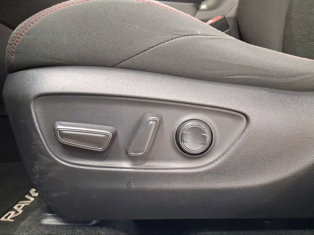 Toyota Rav4 2.5l PLUG-IN 300PH (e-CVT) Advance  - Foto 25