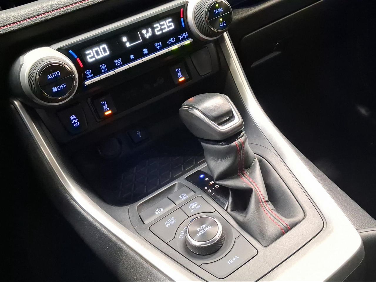 Toyota Rav4 2.5l PLUG-IN 300PH (e-CVT) Advance  - Foto 26