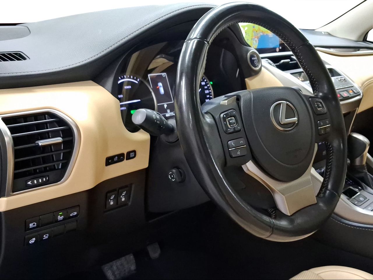 Lexus NX 2.5 300h Luxury 4WD  - Foto 18