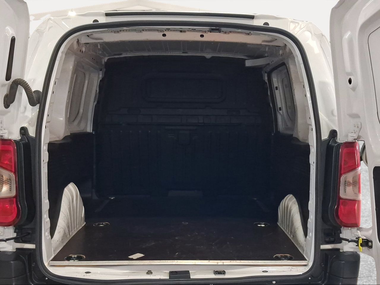 Toyota Proace City VAN GX L1 1.5D 100CV 6TM 650KG  - Foto 11