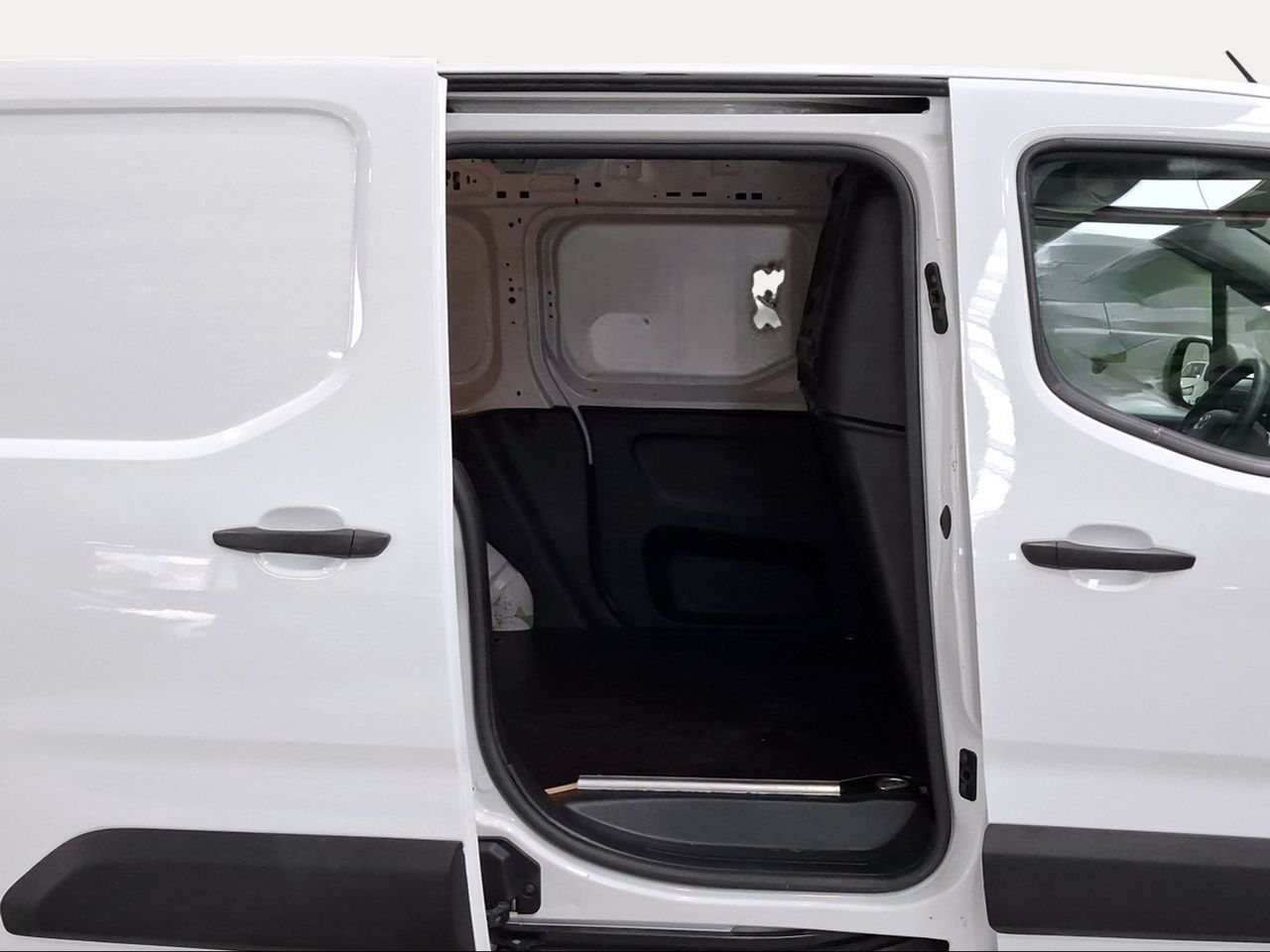 Toyota Proace City VAN GX L1 1.5D 100CV 6TM 650KG  - Foto 12
