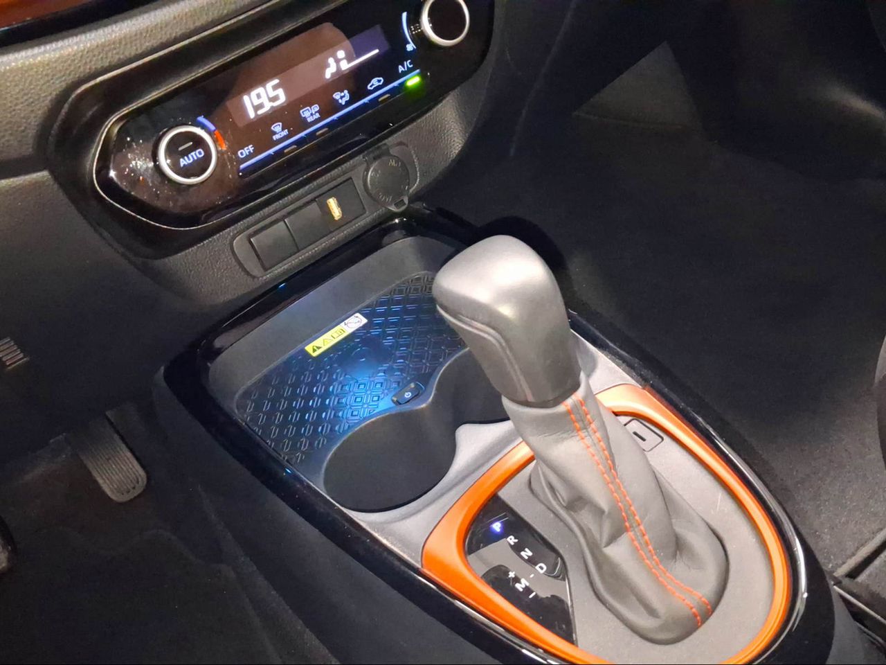 Toyota Aygo X Cross 1.0 VVT-I 72CV Trendy Edition  - Foto 21