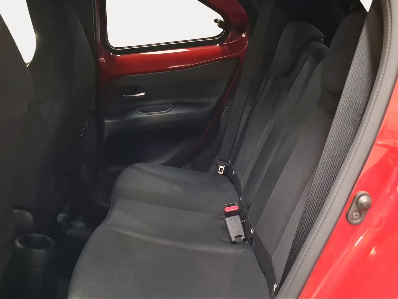 Toyota Aygo X Cross 1.0 VVT-I 72CV Trendy Edition  - Foto 8