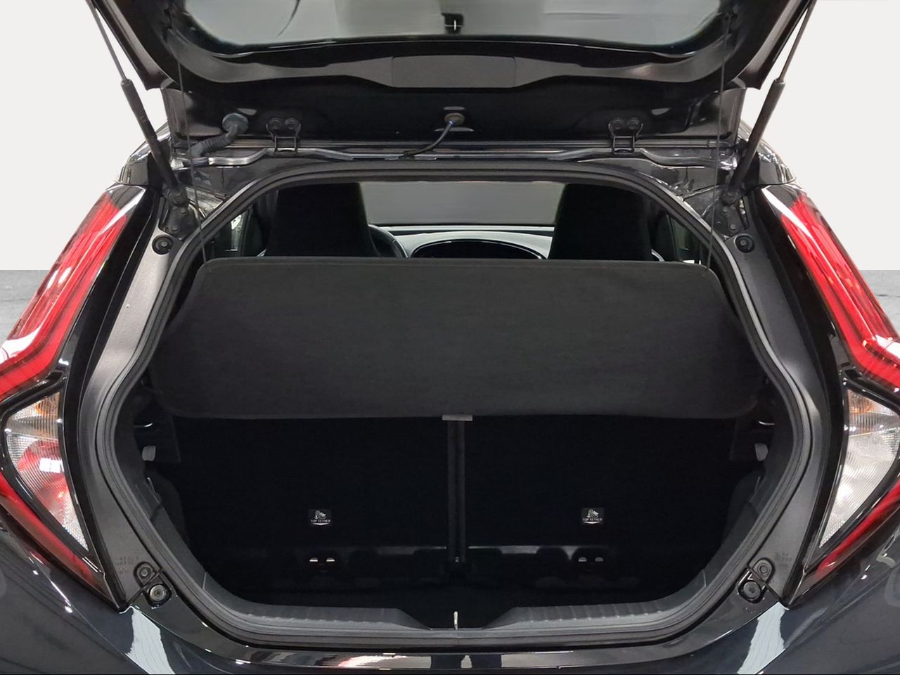 Toyota Aygo X Cross 1.0 VVT-I 72CV Trendy Edition  - Foto 11