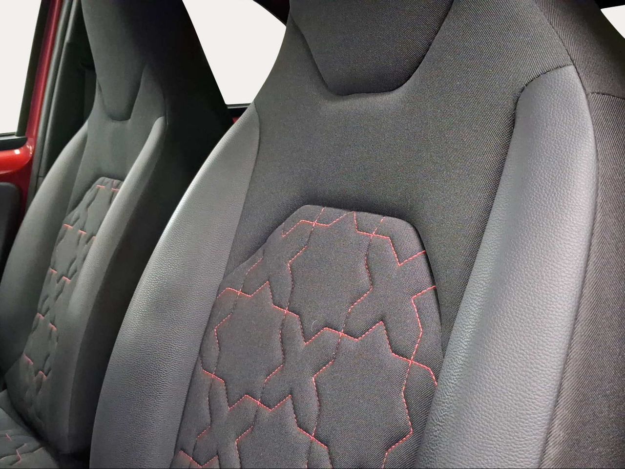 Toyota Aygo X Cross 1.0 VVT-I 72CV Trendy Edition  - Foto 23