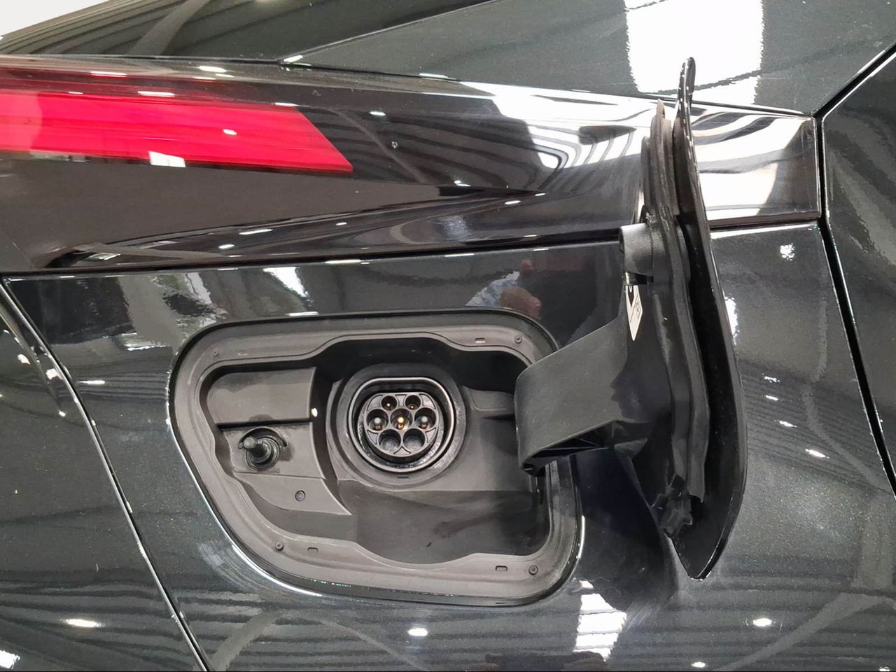 Toyota C-HR 2.0 220PH Advance  - Foto 7