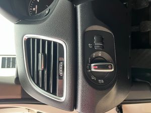 Audi Q3 2.0 TDI 140 CV AMBITION   - Foto 11