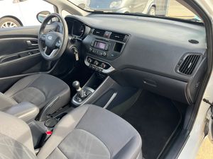 Kia Rio 1.3 CVVT CONCEPT 3P 85 CV   - Foto 13