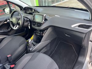 Peugeot 208 1.2  ALLURE 5P   - Foto 19