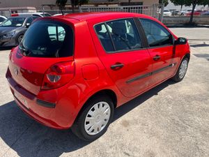 Renault Clio 1.5 DCI  85 CV CONFORT DYNAMIQUE 5P   - Foto 5