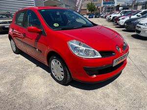 Renault Clio 1.5 DCI  85 CV CONFORT DYNAMIQUE 5P   - Foto 2