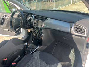 Citroën C3 1.2 VTI COLLECTION 5P   - Foto 17