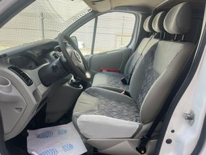 Opel Vivaro 1.9 CDTI  100 CV 6 VELOCIDADES FURGON 3 PLAZAS   - Foto 13