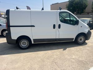 Opel Vivaro 1.9 CDTI  100 CV 6 VELOCIDADES FURGON 3 PLAZAS   - Foto 8