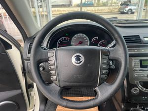 SsangYong Rexton PREMIUM 4X2 XDI 155 CV 7 PLAZAS   - Foto 23