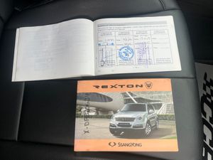 SsangYong Rexton PREMIUM 4X2 XDI 155 CV 7 PLAZAS   - Foto 17