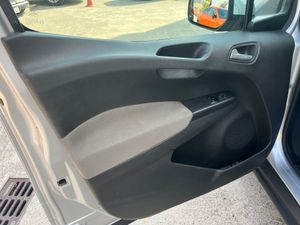 Ford Transit Courier 100 CV TREND 5P   - Foto 9