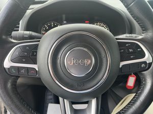 Jeep Renegade 2.0 MULTIJET  4x4 140 cv   - Foto 22