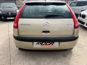 Citroën C4 HDI 110 CV COLLECTION 5P   - Foto 8