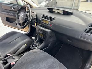 Citroën C4 HDI 110 CV COLLECTION 5P   - Foto 9