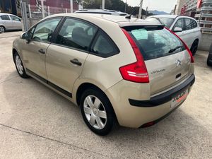 Citroën C4 HDI 110 CV COLLECTION 5P   - Foto 7