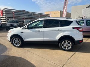 Ford Kuga Titanium 1.5 TDCi Auto-Start-Stop 88 kW (120 CV) 4x2  - Foto 11
