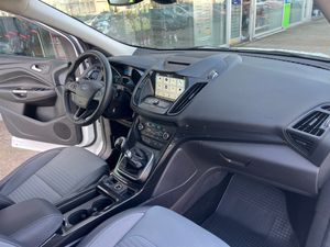 Ford Kuga Titanium 1.5 TDCi Auto-Start-Stop 88 kW (120 CV) 4x2  - Foto 31