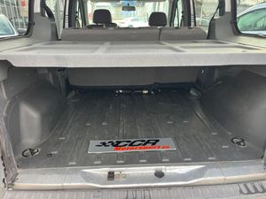 Ford Tourneo Connect KOMBI LARGA SOBREELEVADA 5PLAZAS  - Foto 12