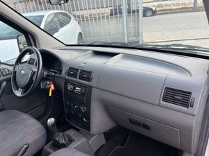 Ford Tourneo Connect KOMBI LARGA SOBREELEVADA 5PLAZAS  - Foto 15