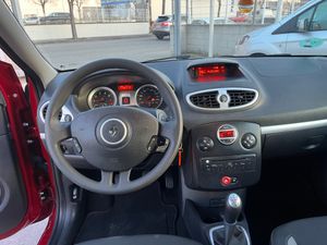 Renault Clio 5p Expression 1.2 75 eco2  - Foto 15
