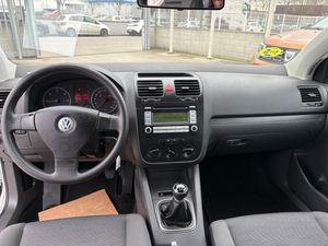 Volkswagen Golf 5p Trendline 1.9 TDI 105 CV  - Foto 7