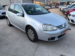 Volkswagen Golf 5p Trendline 1.9 TDI 105 CV  - Foto 4