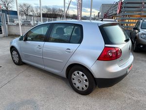 Volkswagen Golf 5p Trendline 1.9 TDI 105 CV  - Foto 8